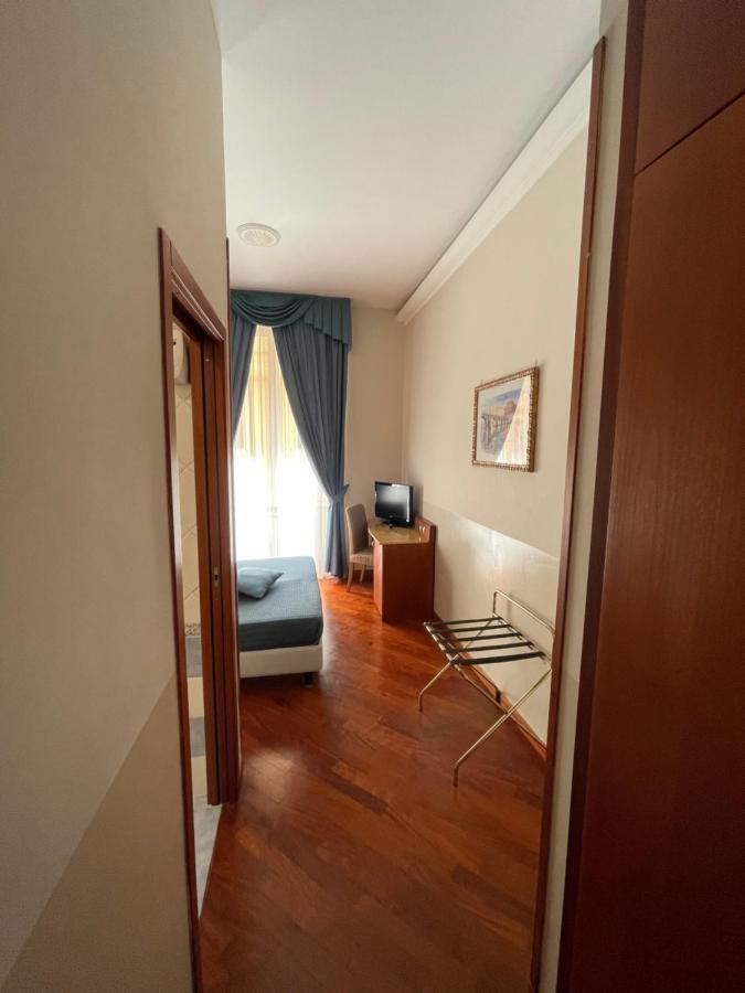 3rd Floor 69 Manin Street Roma