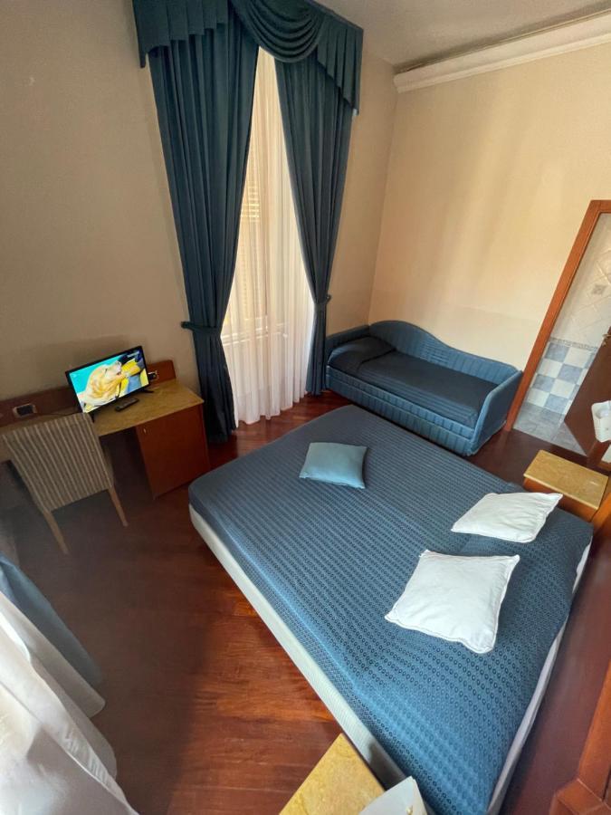 Pensión 3rd Floor 69 Manin Street Roma