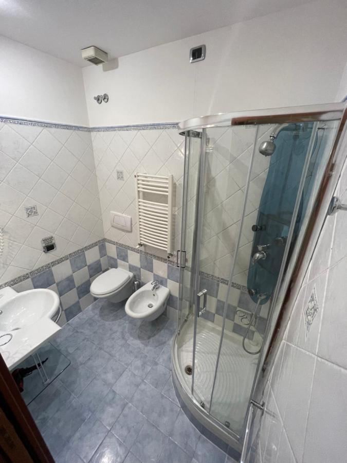 3rd Floor 69 Manin Street Pensión