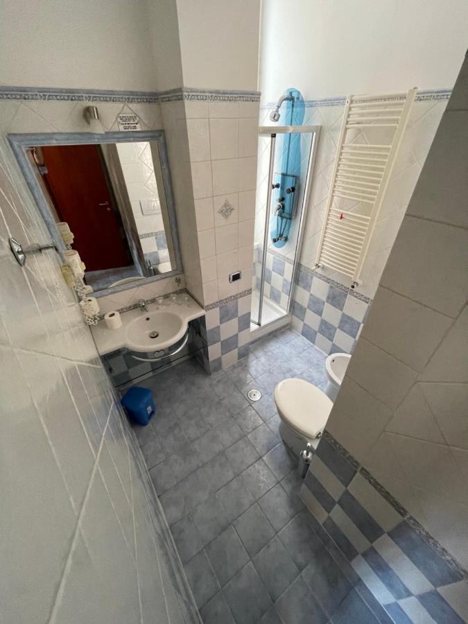 3rd Floor 69 Manin Street * Rom